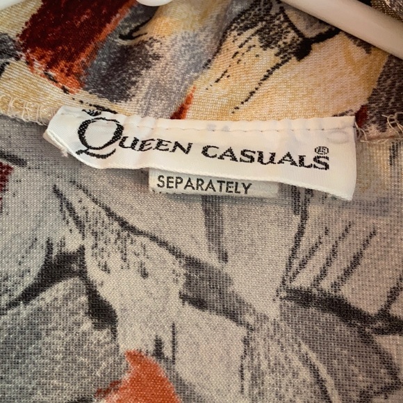 Vintage 5-button blouse with abstract pattern - Picture 4 of 4